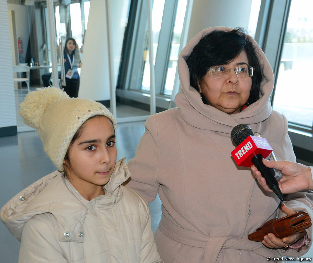 Проведение в Азербайджане соревнований мирового уровня повышает авторитет страны - болельщица (ФОТО)