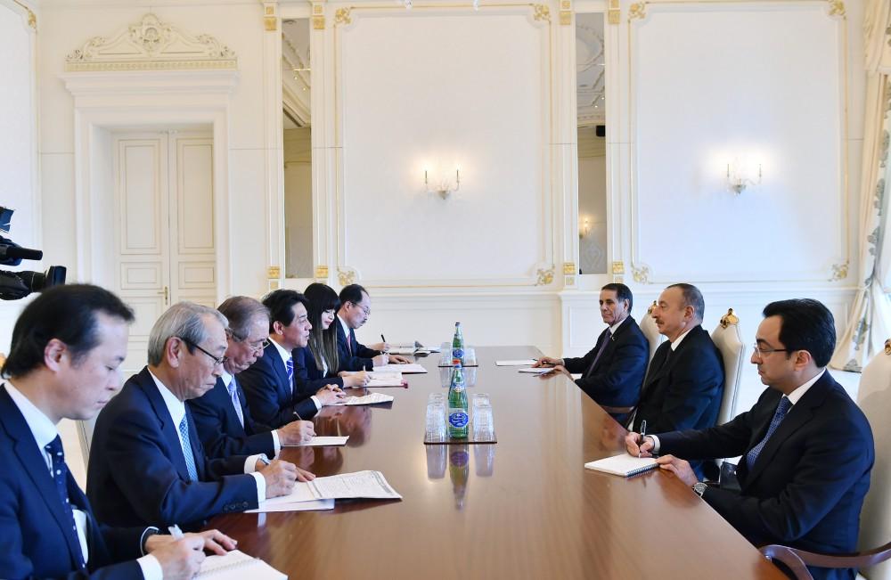 Президент Азербайджана принял делегацию во главе с госминистром Японии
