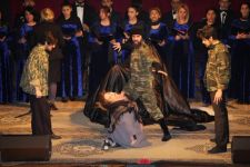 Mahnı Teatrında Xocalı faciəsinin ildönümünə həsr olunmuş tədbir keçirib (FOTO)