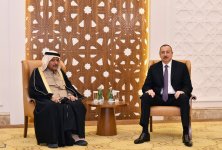 Президент Ильхам Алиев встретился с главой компании Al Faisal Holding (версия 2)