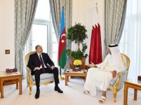 Azerbaijani president, Qatari emir have one-on-one meeting (PHOTO) (UPDATE)