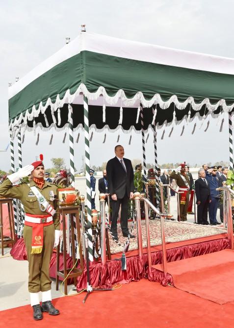 Prezident İlham Əliyev Pakistana səfərə gəlib (FOTO)