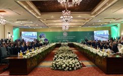 Президент Ильхам Алиев: Азербайджан придает особое значение солидарности между мусульманскими странами и государствами (ФОТО)