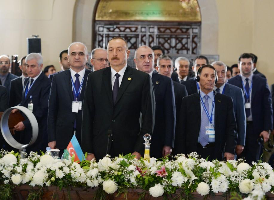 Ilham Aliyev participates in 13th ECO summit in Islamabad (PHOTO)