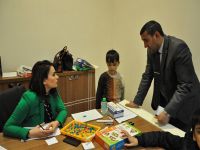 Xüsusi qayğıya ehtiyacı olan uşaqlara psixoloji yardım (FOTO)