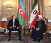 Ilham Aliyev, Hassan Rouhani meet in limited format (PHOTO)