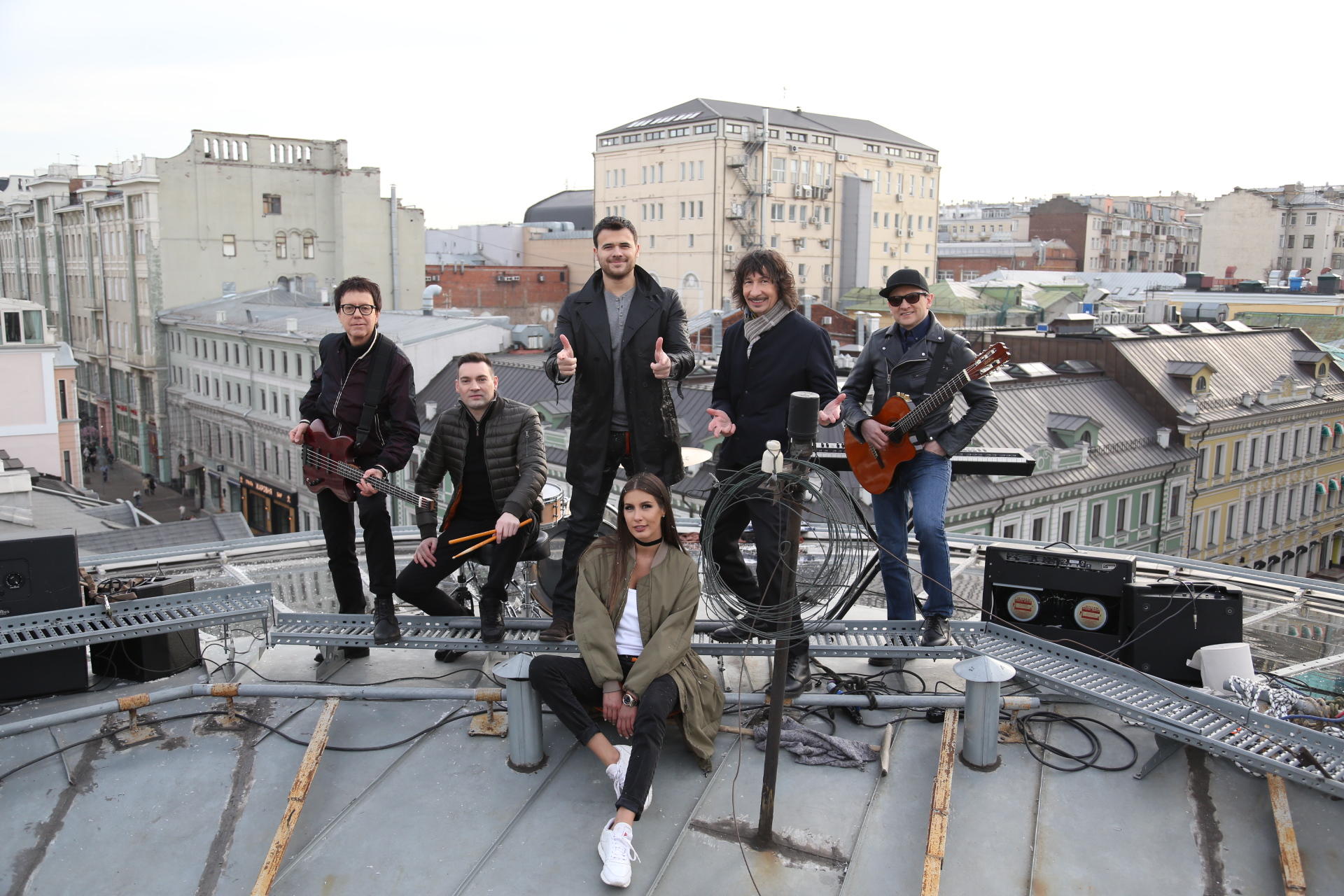 EMIN и группа А'STUDIO сняли клип на крыше в центре Москвы (ФОТО)