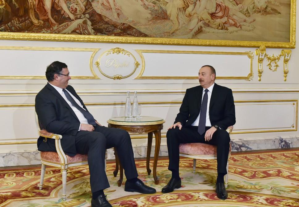 Президент Ильхам Алиев встретился в Париже с главой компании Total