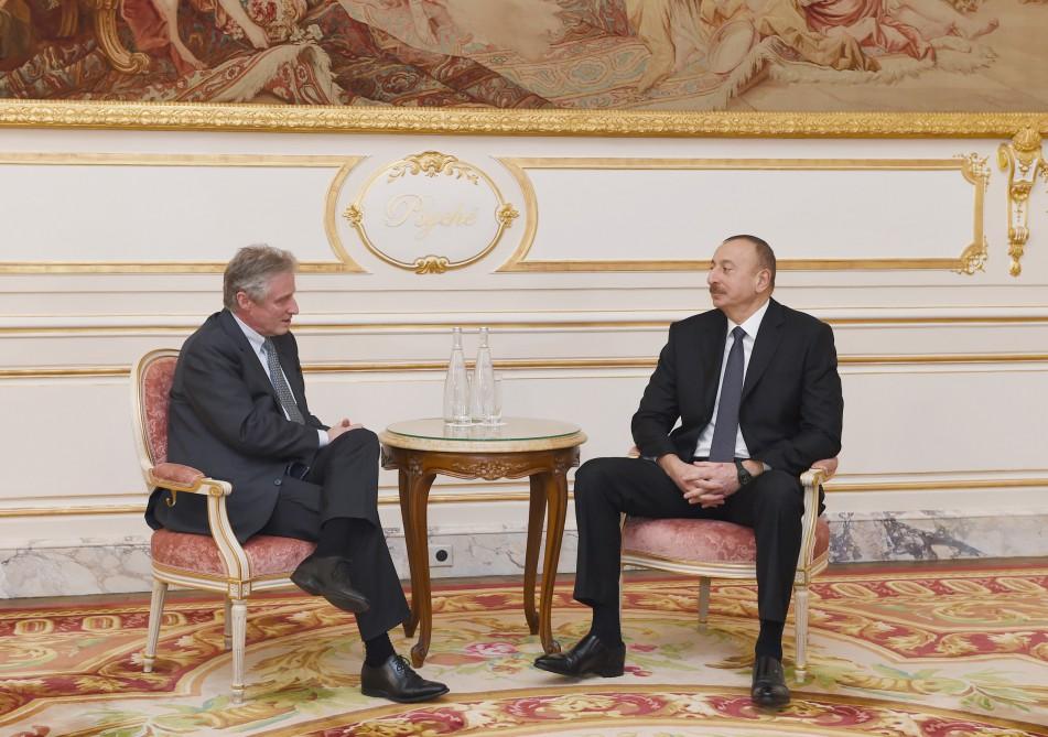 Президент Ильхам Алиев встретился в Париже с главным вице-президентом компании “Thales lnternational” (ФОТО)