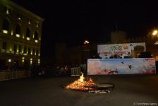 Azerbaycan'da "toprak çarşambası" kutlandı (Fotoğraf)