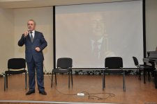 В Баку почтили память Габиля Алиева (ФОТО)