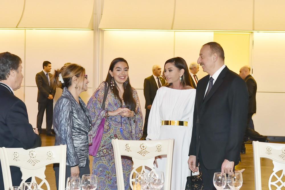 Baku hosts dinner party for participants of 5th Global Forum (PHOTO)