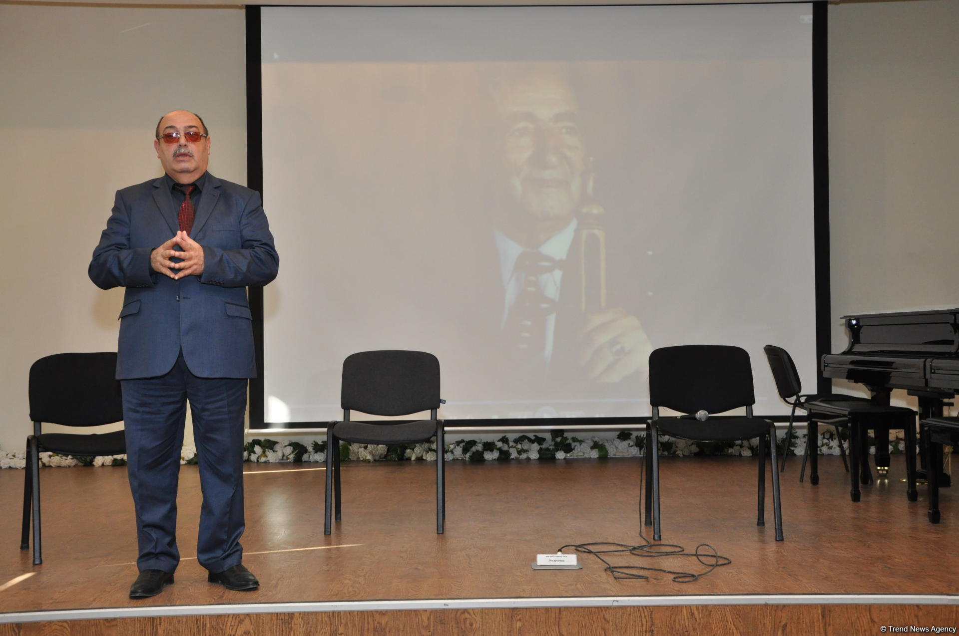 В Баку почтили память Габиля Алиева (ФОТО)