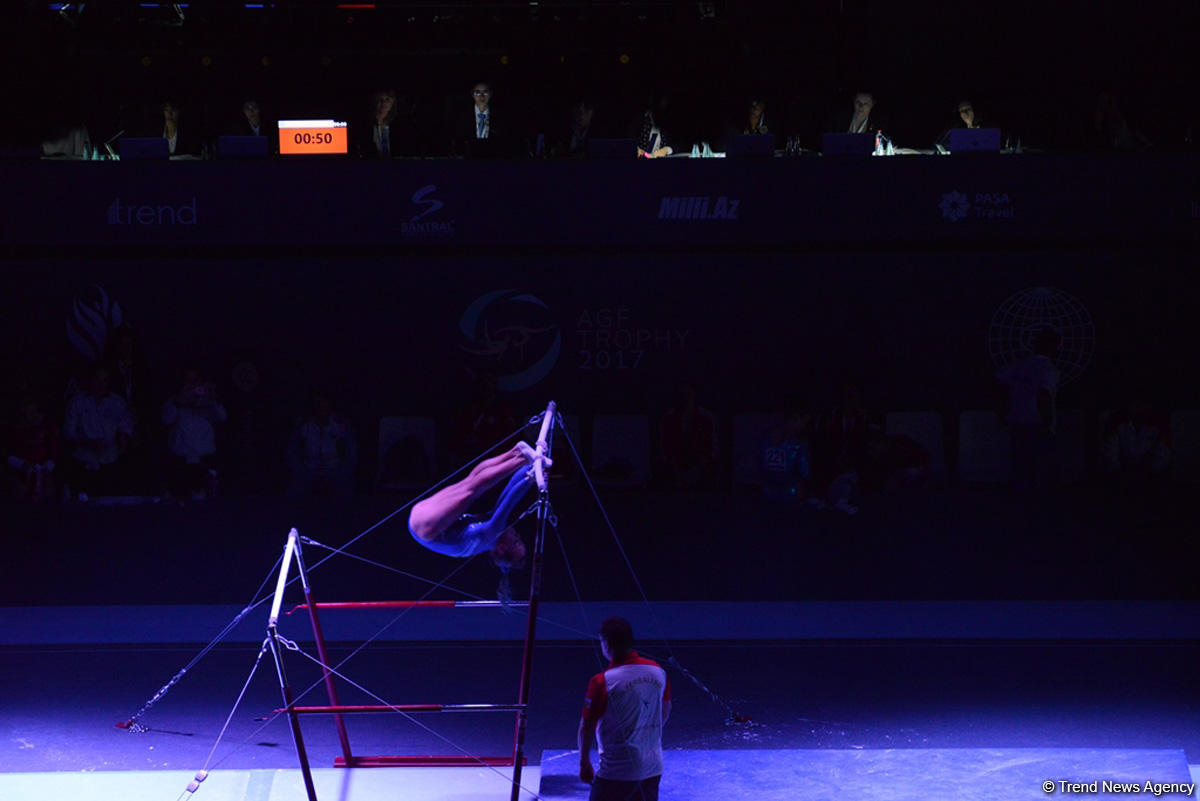 Азербайджанские гимнастки вышли в финал Кубка мира в соревнованиях на разновысоких брусьях  (ФОТО)