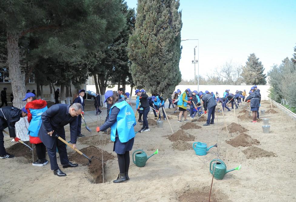 Heydar Aliyev Foundation VP Leyla Aliyeva launches ‘School Gardens’ project