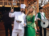 В Ичери шехер проходит красочный международный фестиваль Новруза  "Весенняя крепость" (ФОТО)