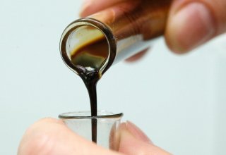Азербайджан повышает конкурентоспособность нафталановой нефти