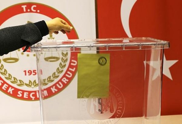 Yurtdışında referandum için oy verme işlemi sona erdi