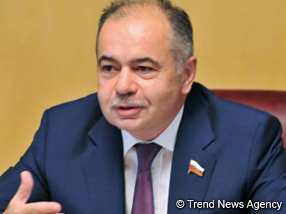 Президент Азербайджана наградил Ильяса Умаханова орденом «Дружба»