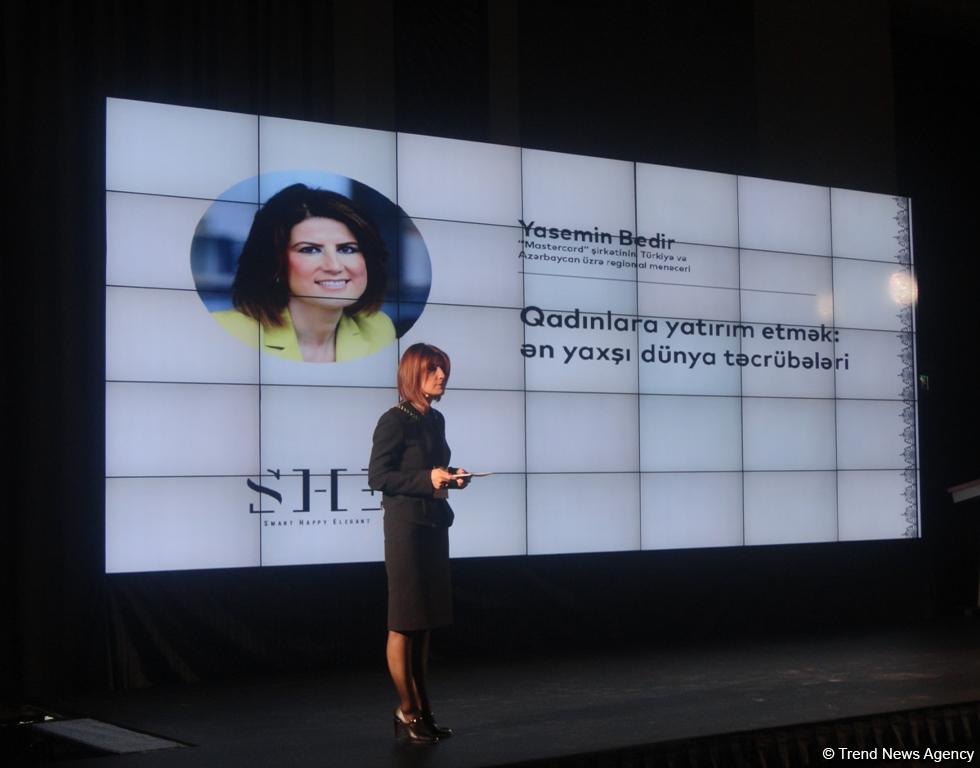 Впервые в Баку проходит Международный конгресс деловых женщин (ФОТО)