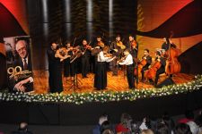 Mstislav Rostropoviçin 90 illik yubileyinə həsr olunmuş konsert keçirilib (FOTO)
