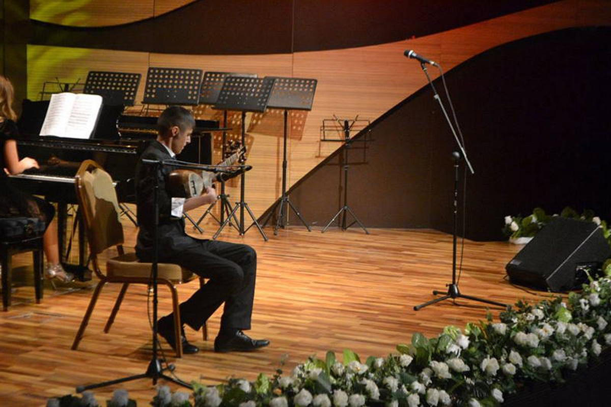 В Международном центре мугама прошел вечер, посвященный юбилею  Мстислава Ростроповича (ФОТО)