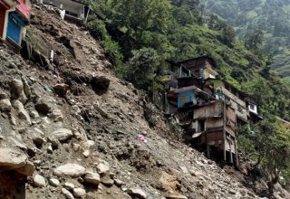 Floods, landslides in northern Vietnam kill 7, leave 12 missing