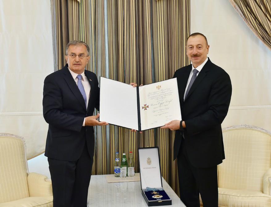 Президенту Азербайджана вручен высший орден Сербии (ФОТО)