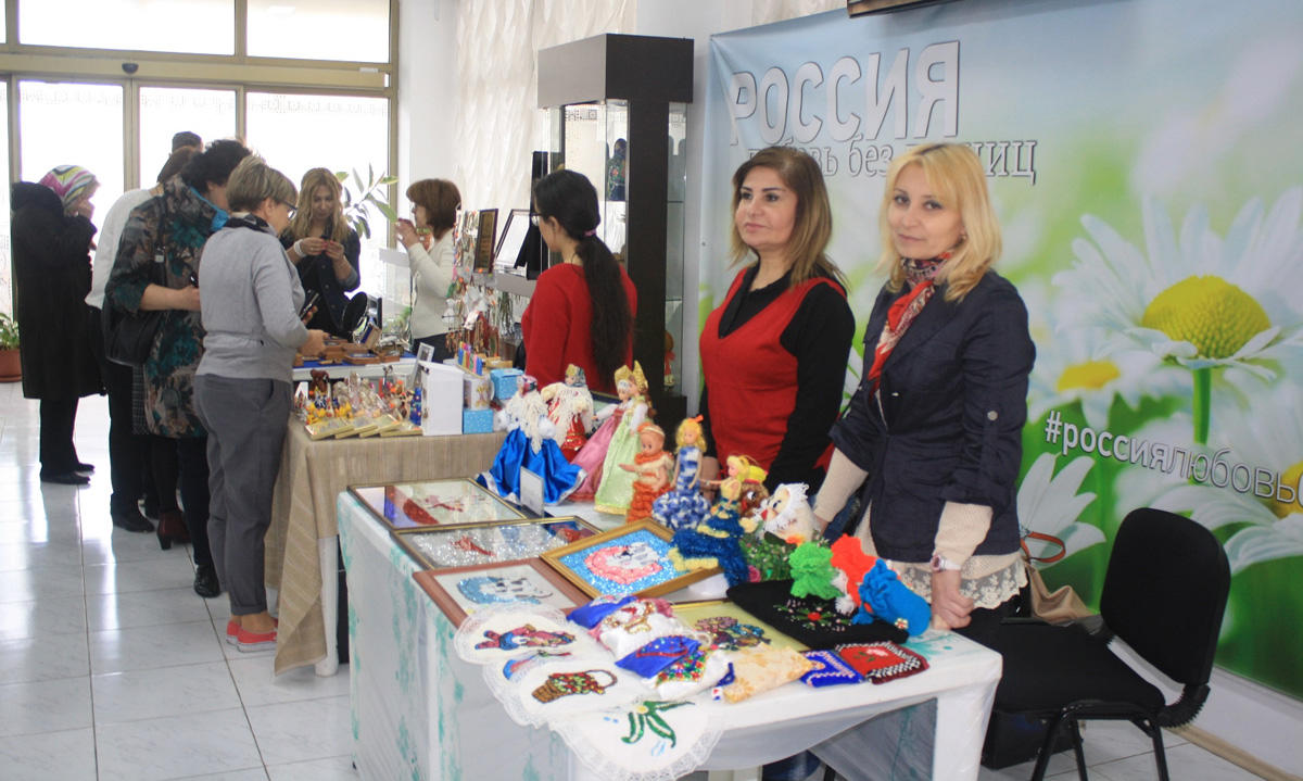 В Баку открылся Пасхальный базар (ФОТО)