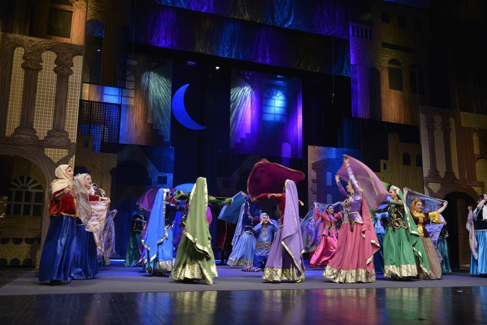 Азербайджанский театр на фестивале "Деде Горгуд" в Турции
