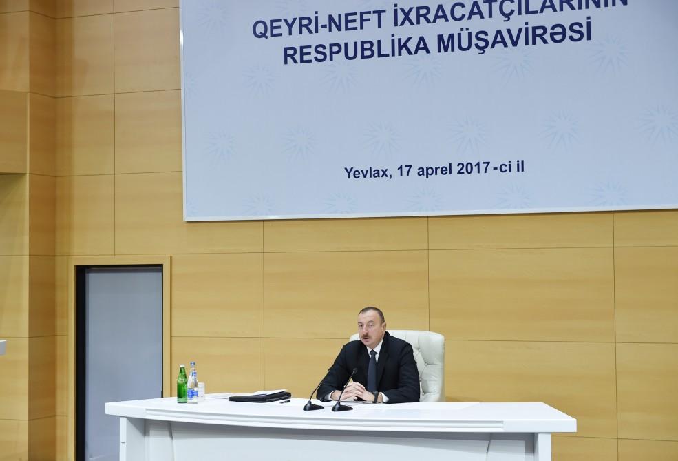 Президент Ильхам Алиев: Бренд Made in Azerbaijan уже завоевывает славу в мире (Обновлено) (ФОТО) (версия 2)
