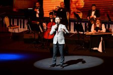 Heydər Əliyev Sarayında "Dan ulduzu" ansamblının konserti keçirilib (FOTO)