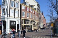 Прогулка по весеннему цветущему Амстердаму (ФОТО)