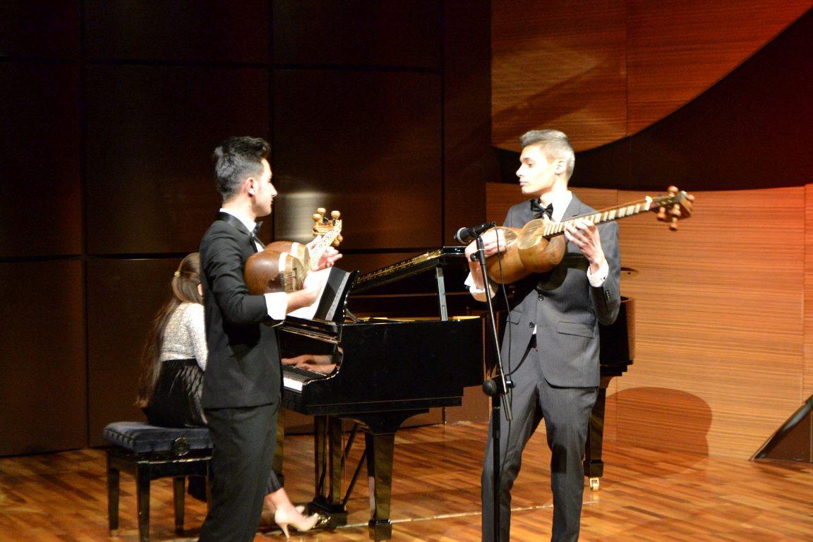Талантливые юные музыканты на сцене Международного центра мугама  (ФОТО)