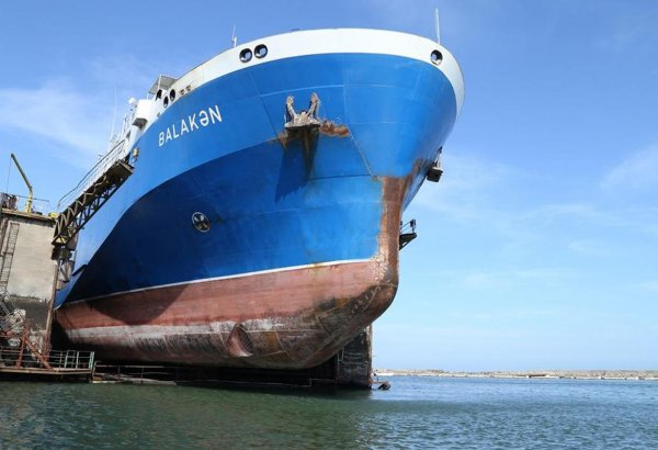 На судоремонтно-строительном заводе «Зых» завершился ремонт паромного судна «Балакен»