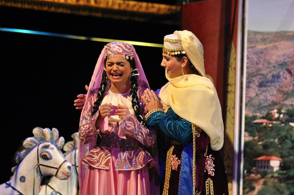 Гостям Исламиады покажут азербайджанские спектакли (ФОТО)