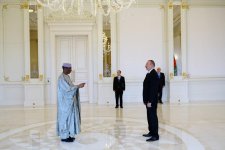 Ilham Aliyev receives credentials of incoming Malian envoy (PHOTO)