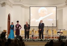 "Звучи, тар": в Баку торжественно отметили юбилей прославленного Рамиза Гулиева (ФОТО)