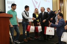 Студенты Бакинской высшей школы нефти – победители «Microsoft 2017» (ФОТО)