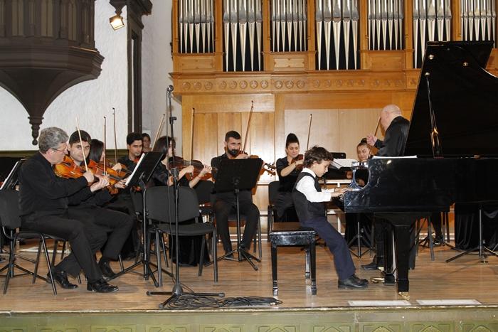 В Баку прошел вечер классической музыки памяти общенационального лидера Гейдара Алиева (ФОТО)
