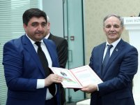 Сотрудник Trend стал победителем творческого конкурса на тему "Гейдар Алиев и экономические реформы" (ФОТО) - Gallery Thumbnail