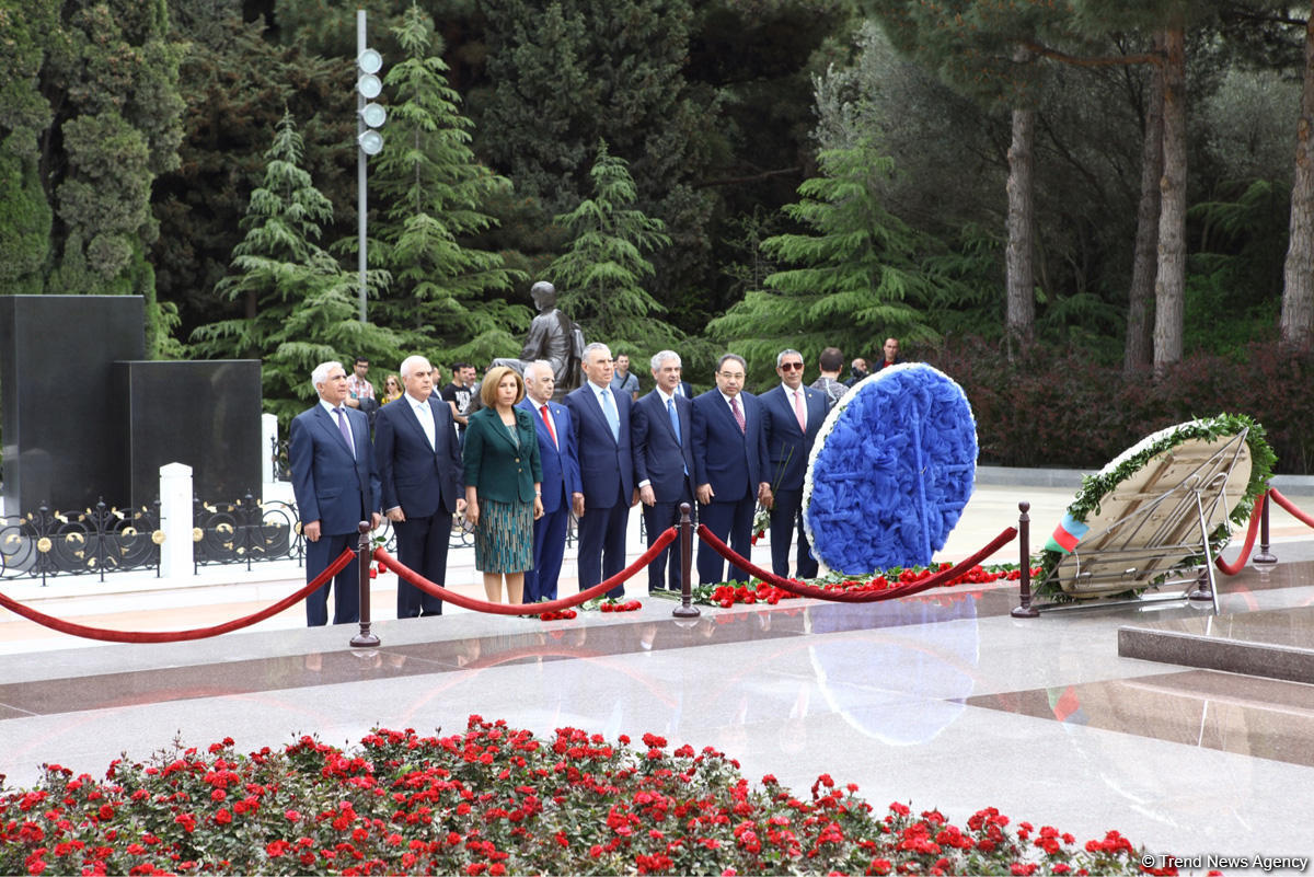 В Баку прошла конференция «Идеи и стратегия глубоких реформ Гейдара Алиева» (ФОТО) - Gallery Image
