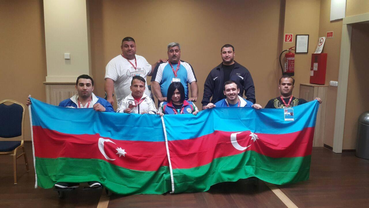 Азербайджанские паралимпийцы вдохновлены примером Арнольда Шварцнегера  (ФОТО)