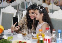 Вице-президент Фонда Гейдара Алиева Лейла Алиева приняла участие в празднике для детей, нуждающихся в особой заботе (ФОТО) - Gallery Thumbnail