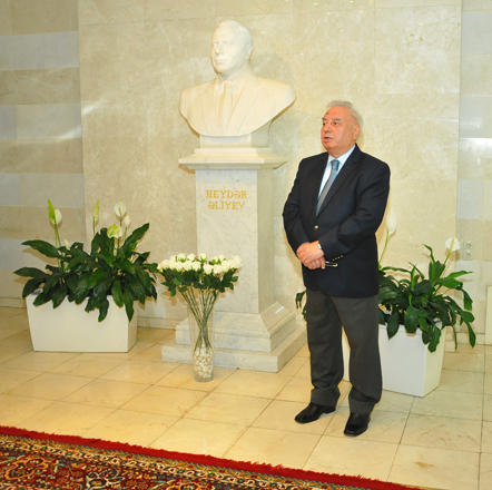 Во Дворце Гейдара Алиева прошло мероприятие, посвященное 94-й годовщине со дня рождения общенационального лидера