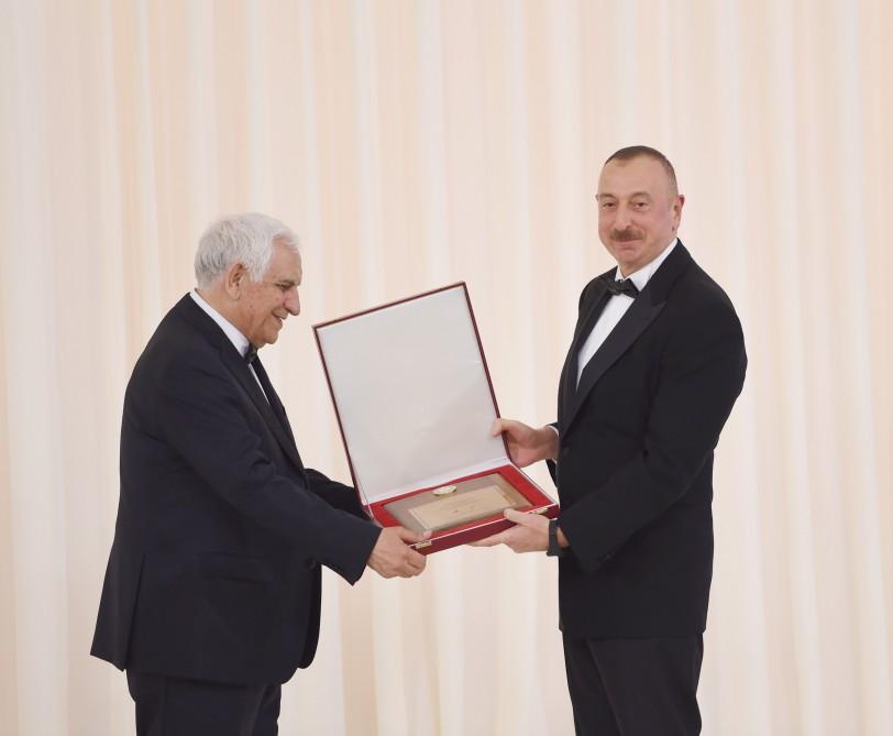 President Aliyev, first lady attend ceremony dedicated to Heydar Aliyev’s 94th birth anniversary