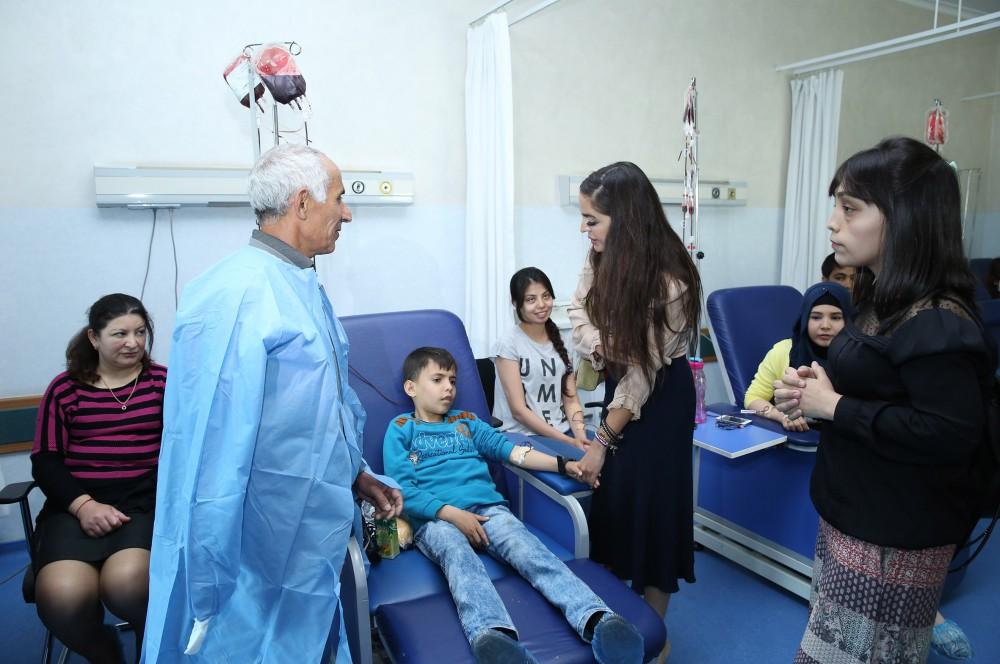 Вице-президент Фонда Гейдара Алиева Лейла Алиева посетила Центр талассемии (ФОТО)