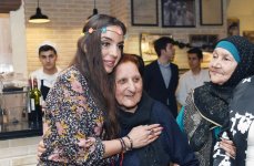 Вице-президент Фонда Гейдара Алиева Лейла Алиева встретилась с жителями пансионата для инвалидов войны и труда (ФОТО) - Gallery Thumbnail