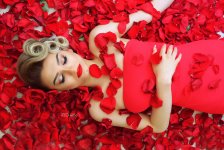 Нарана рассказала о Фестивале роз в Болгарии (ФОТО)