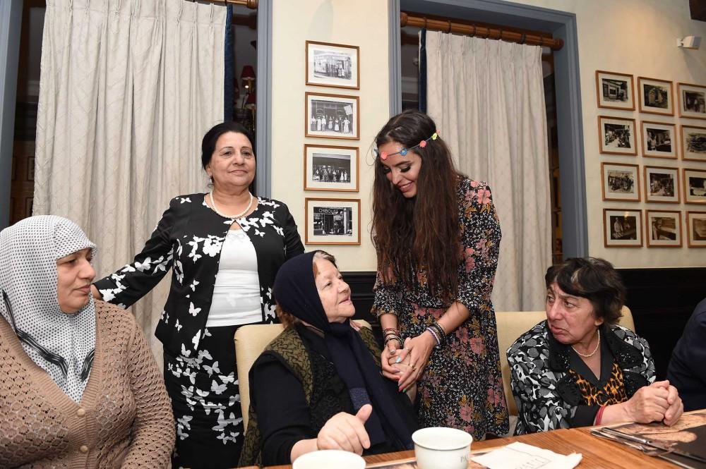 Вице-президент Фонда Гейдара Алиева Лейла Алиева встретилась с жителями пансионата для инвалидов войны и труда (ФОТО)